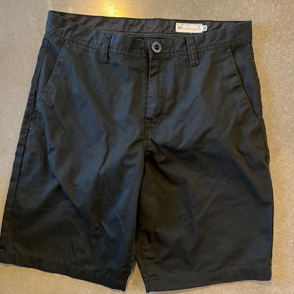 Volcom Shorts Size 33 - Picture 1 of 2